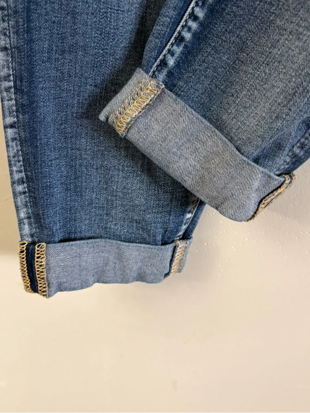 American Eagle Hi Rise Distressed Jegging Crop Jeans Size 8